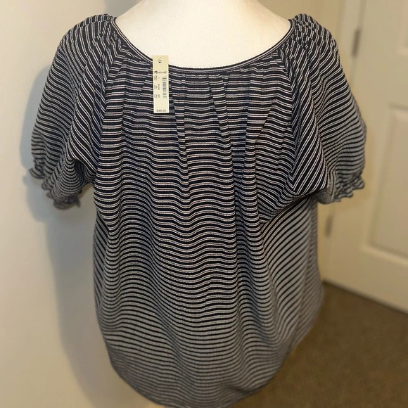 Madewell Navy and White Size Large Texture & Thread Short Sleeve Blouse - Picture 2 of 7